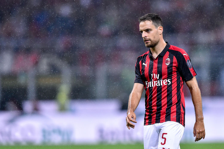  佛罗伦萨队长博纳文图拉赛季报销伤情  